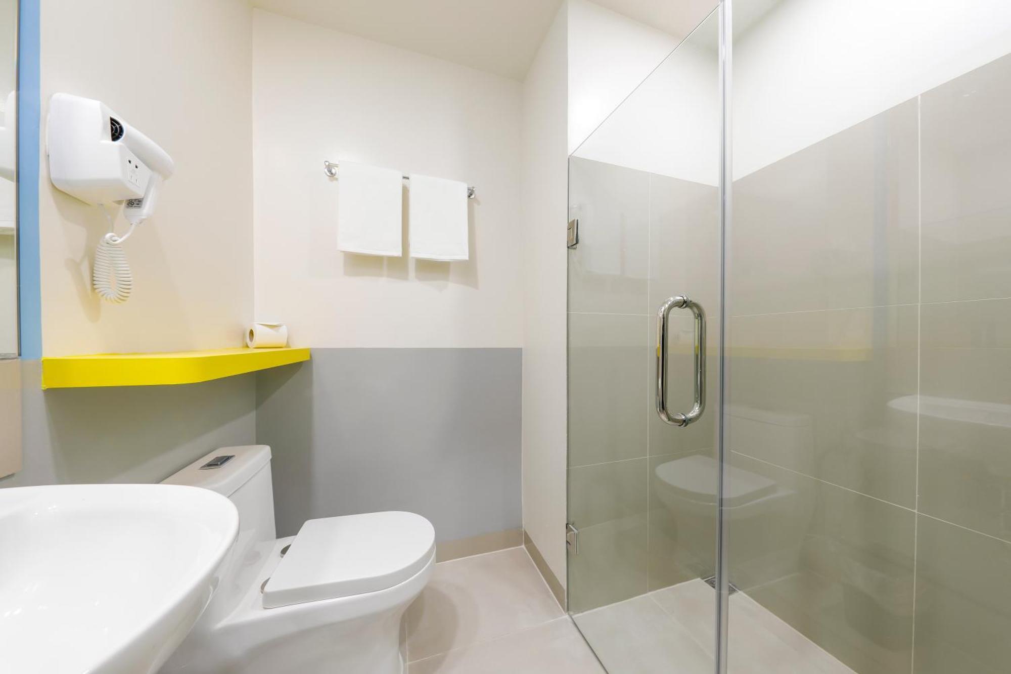 Hop Inn Hotel Davao Zewnętrze zdjęcie
